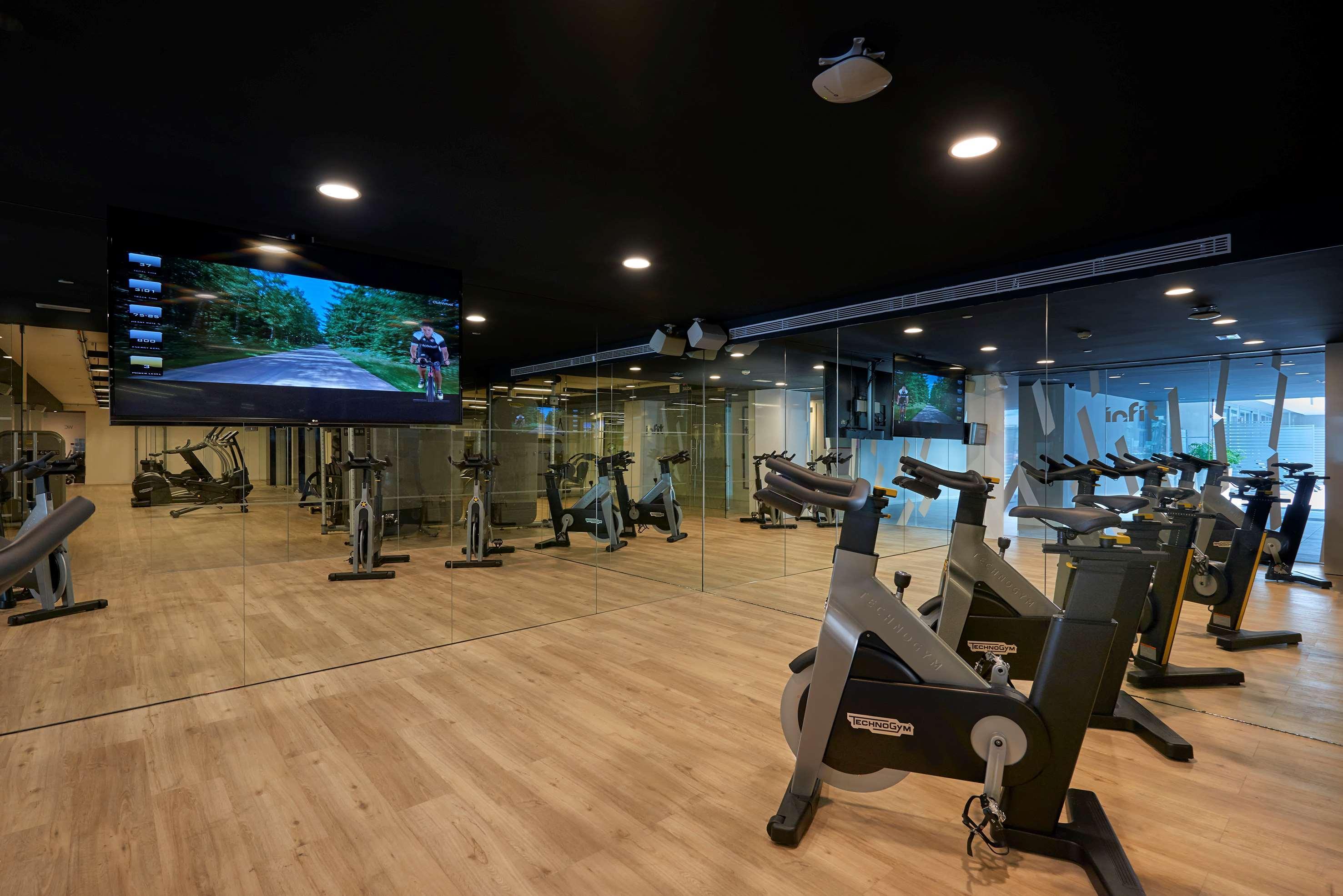 Innside by Melia Palma Bosque Exterior foto Technogym